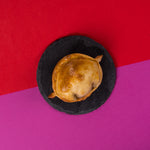 Lade das Bild in den Galerie-Viewer, 6 Stk. Empanada Conchita
